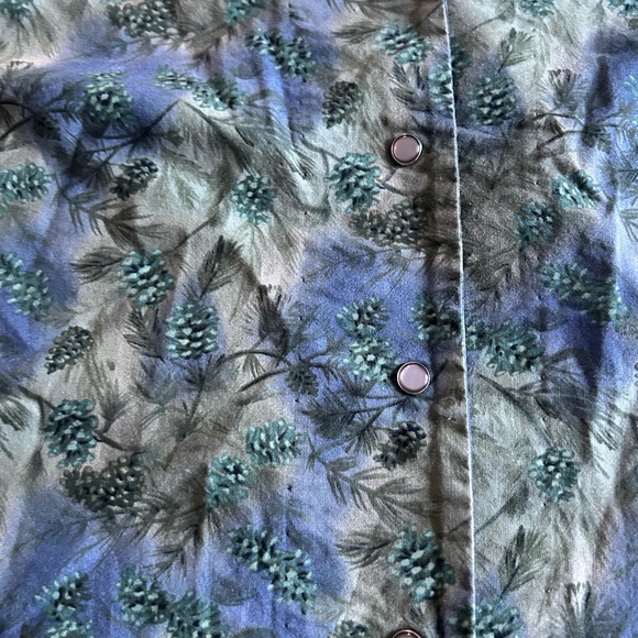 Cottagecore pinecone button up - Picture 2 of 7